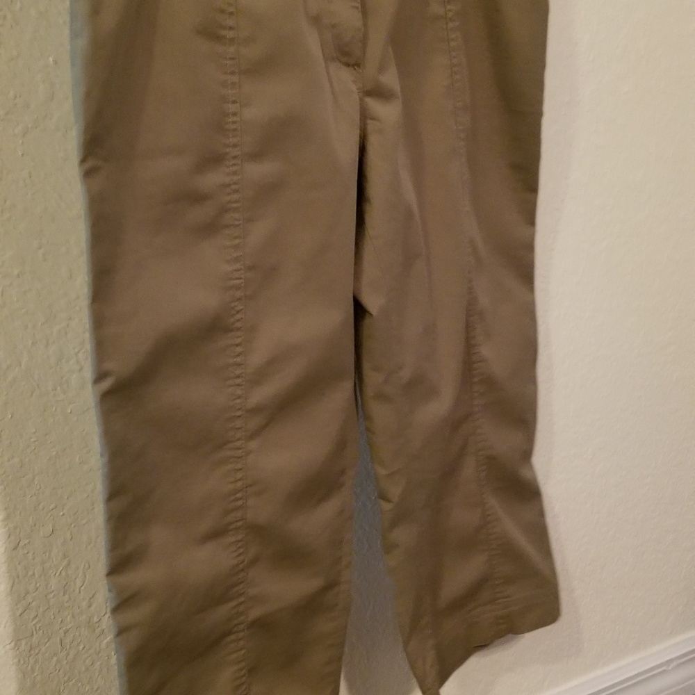 Tori Richard's, olive capri pant